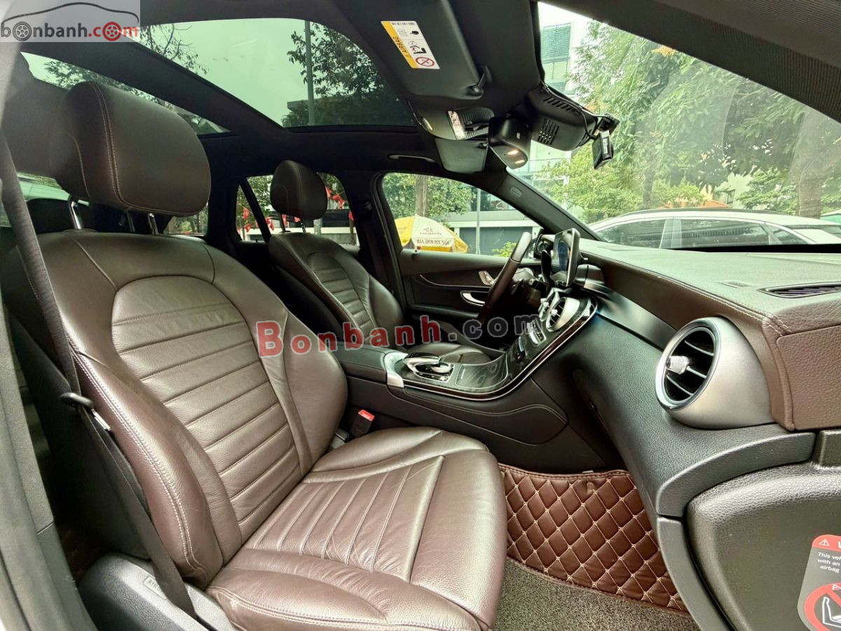 Bán ô tô Mercedes Benz GLC 300 4Matic - 2017 - xe cũ