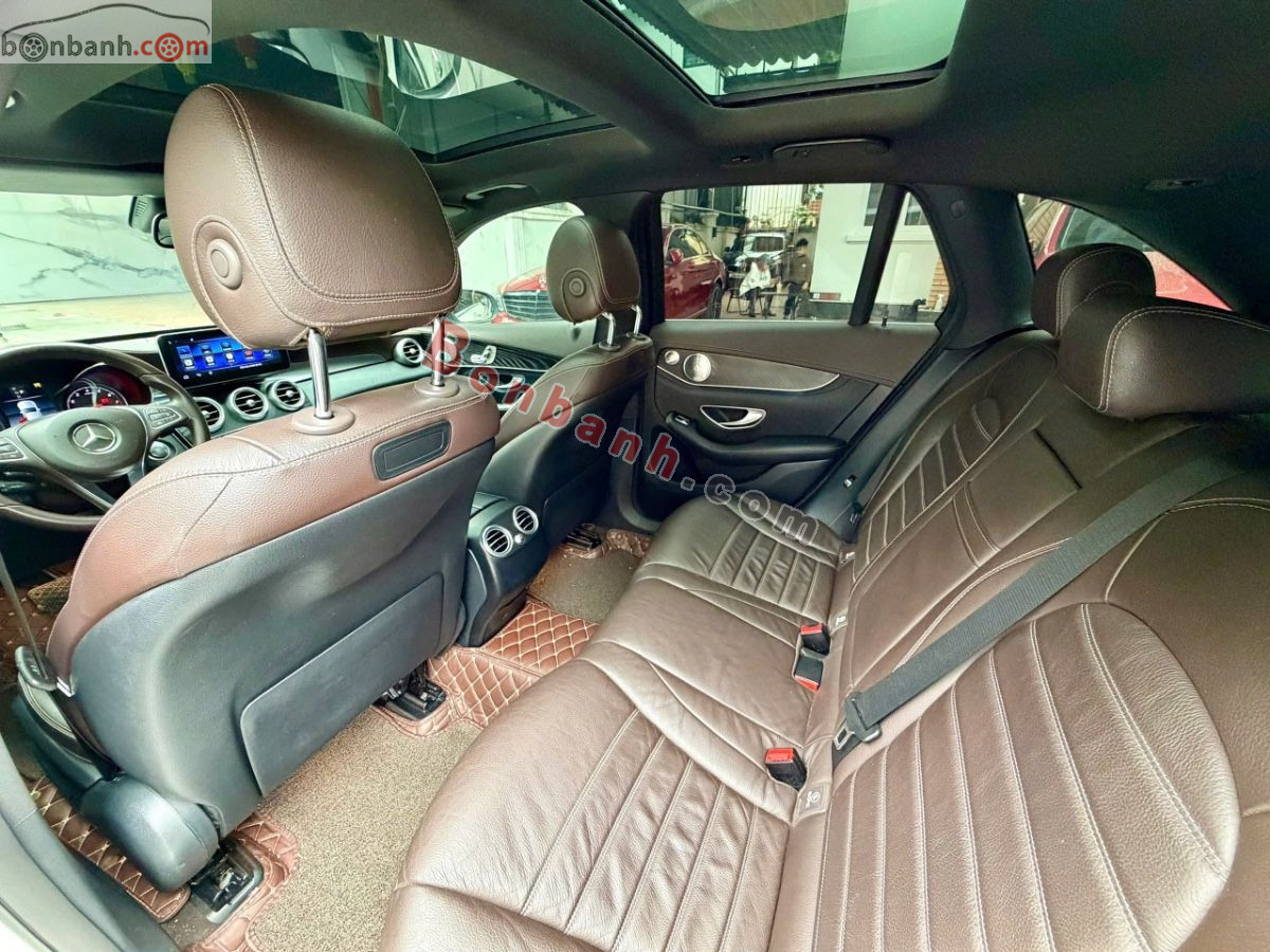Bán ô tô Mercedes Benz GLC 300 4Matic - 2017 - xe cũ