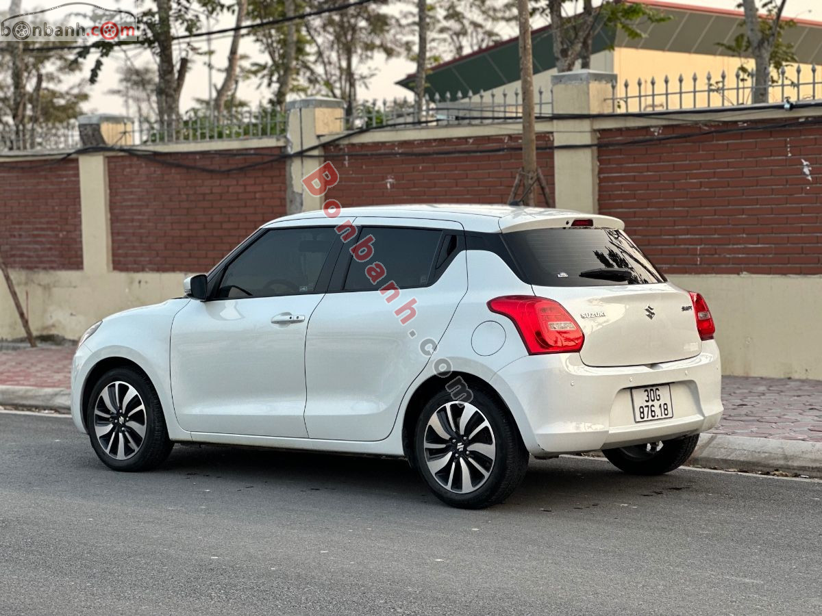 Bán ô tô Suzuki Swift GLX 1.2 AT - 2020 - xe cũ