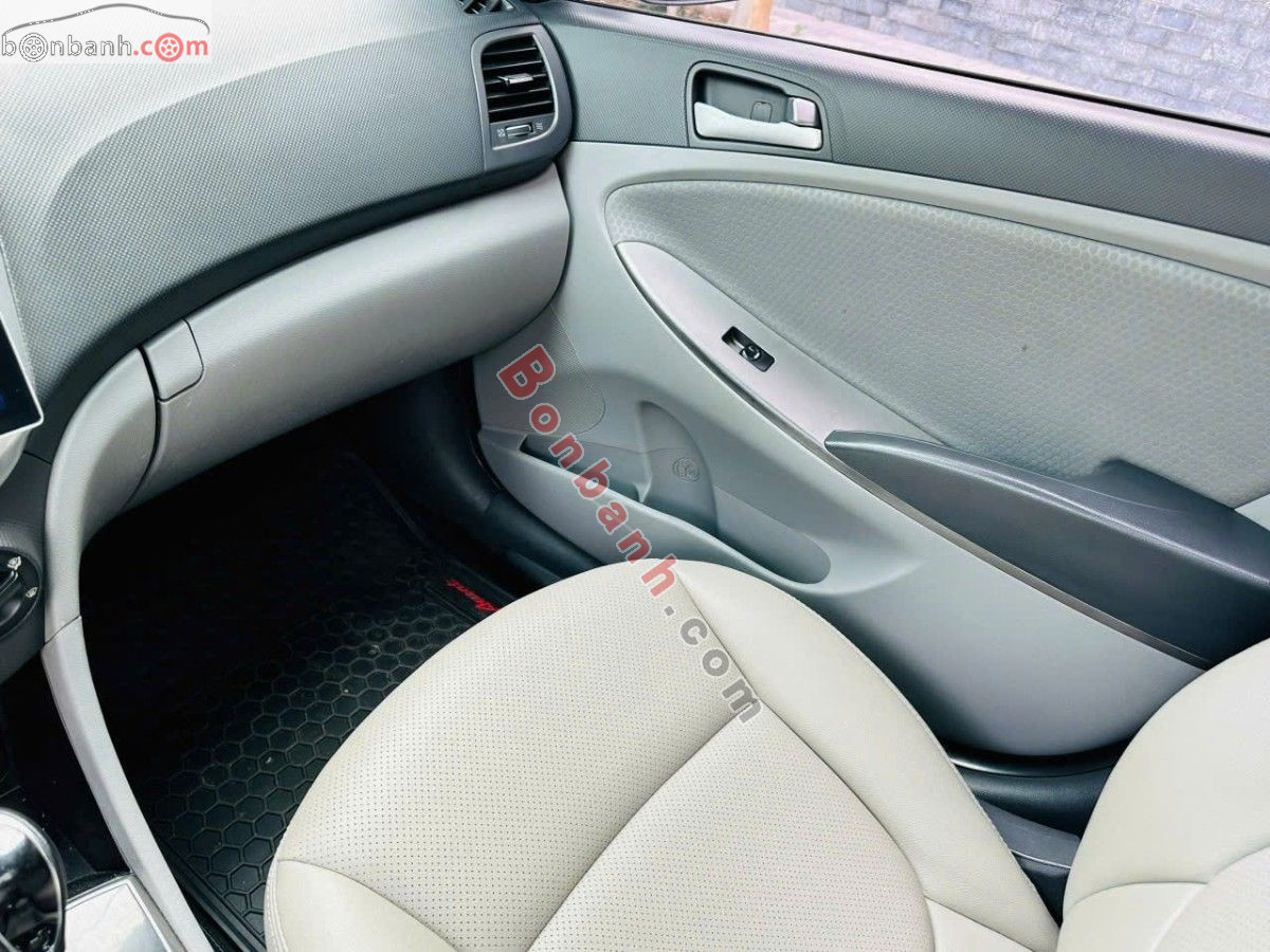 Bán ô tô Hyundai Accent 1.4 AT - 2016 - xe cũ