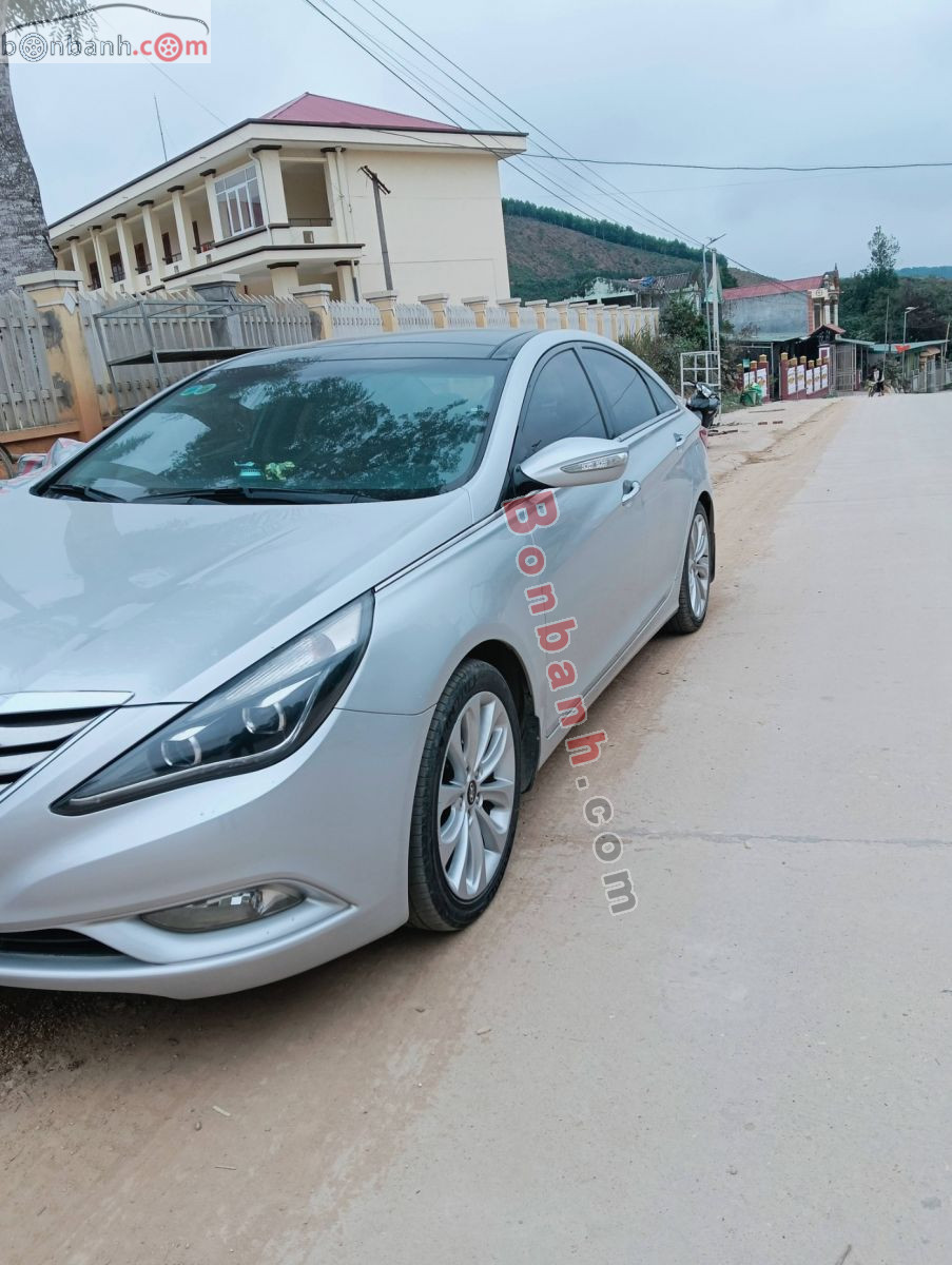 Bán ô tô Hyundai Sonata 2.0 AT - 2012 - xe cũ