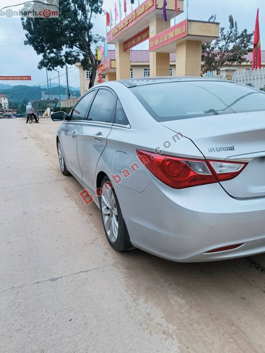 Bán ô tô Hyundai Sonata 2.0 AT - 2012 - xe cũ