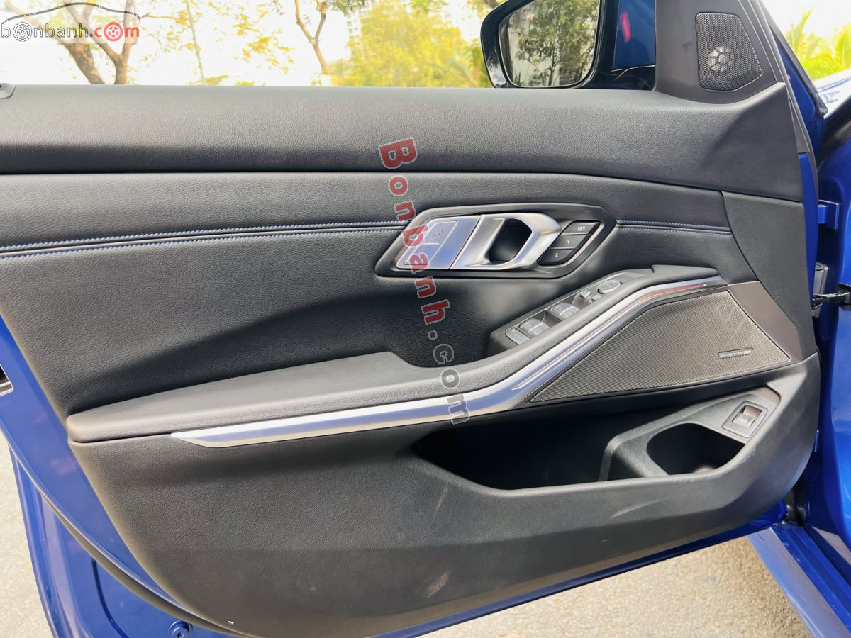 Bán ô tô BMW 3 Series 320i M Sport - 2022 - xe cũ