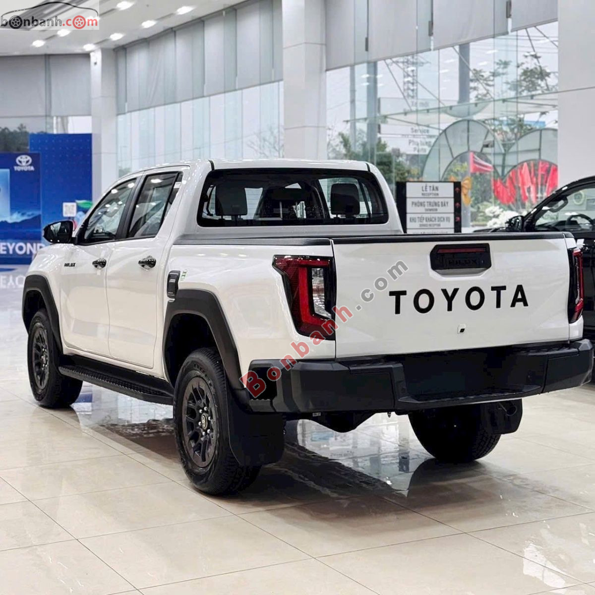 Bán ô tô Toyota Hilux Pro 2.8L 4x2 AT - 2026 - xe mới