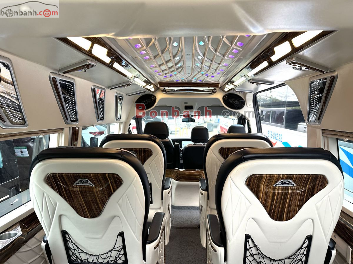 Bán ô tô Ford Transit Limousine - 2023 - xe cũ