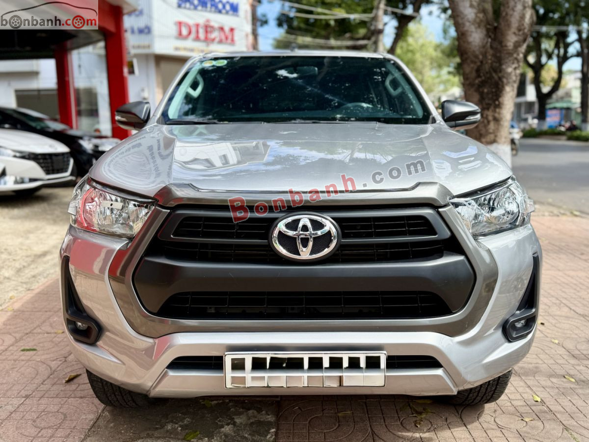 Bán ô tô Toyota Hilux 2.4L 4x2 MT - 2020 - xe cũ