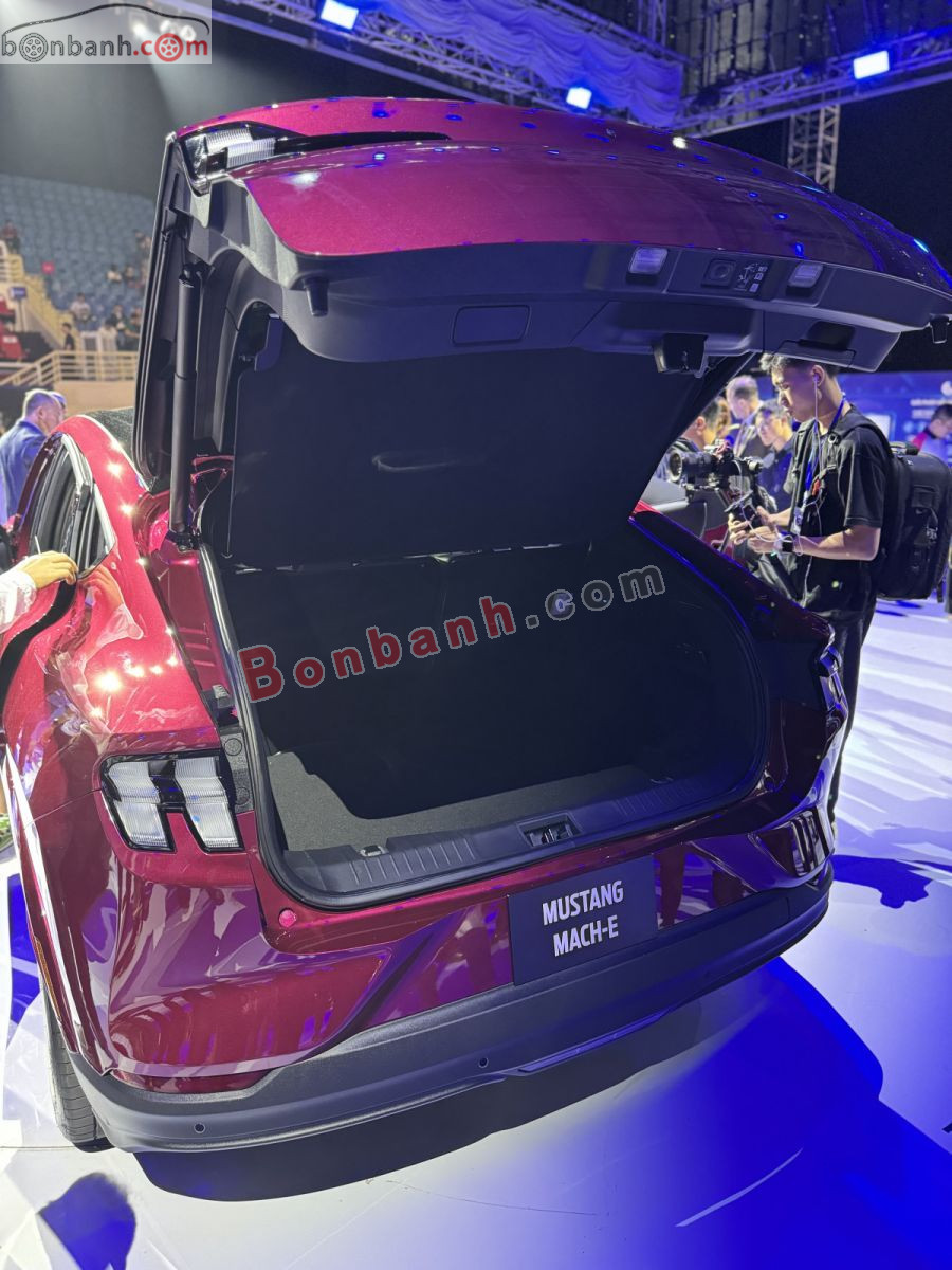 Bán ô tô Ford Mustang Mach-E Premium AWD - 2025 - xe mới