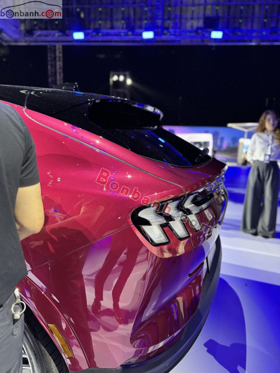Bán ô tô Ford Mustang Mach-E Premium AWD - 2025 - xe mới