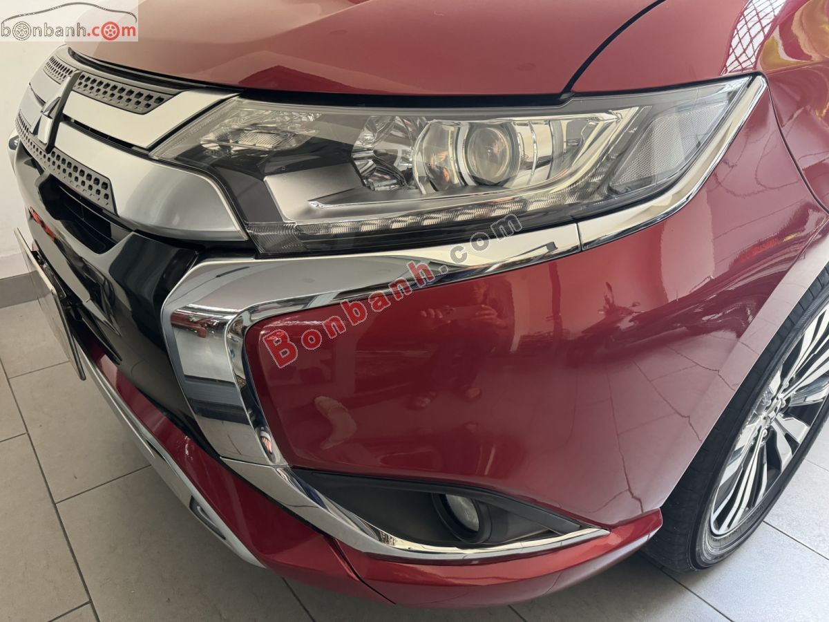 Bán ô tô Mitsubishi Outlander 2.0 CVT - 2022 - xe cũ