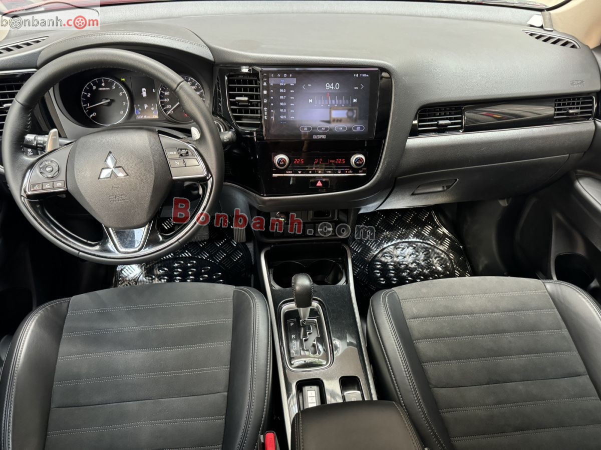 Bán ô tô Mitsubishi Outlander 2.0 CVT - 2022 - xe cũ