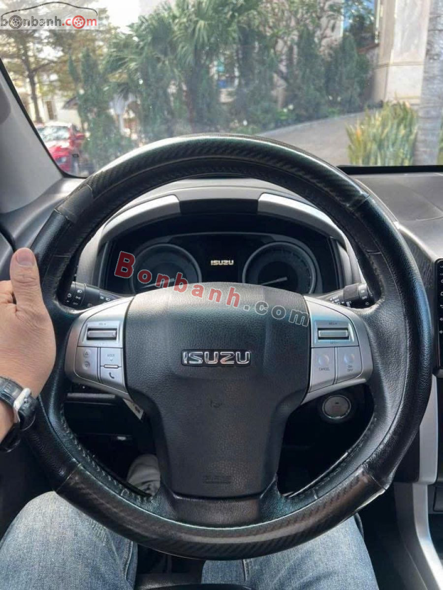 Bán ô tô Isuzu MU-X Limited 3.0L 4x2 AT - 2017 - xe cũ