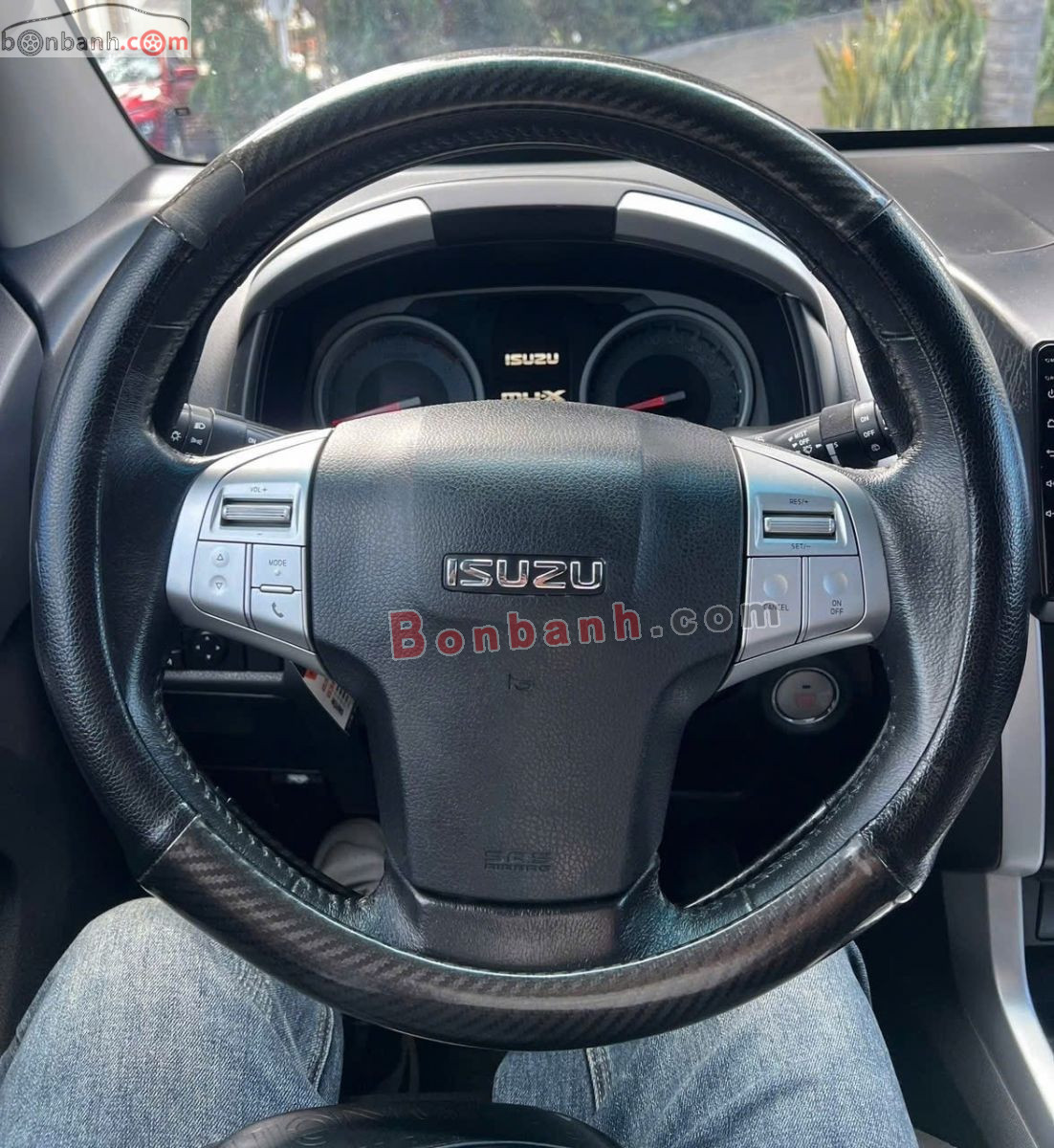 Bán ô tô Isuzu MU-X Limited 3.0L 4x2 AT - 2017 - xe cũ