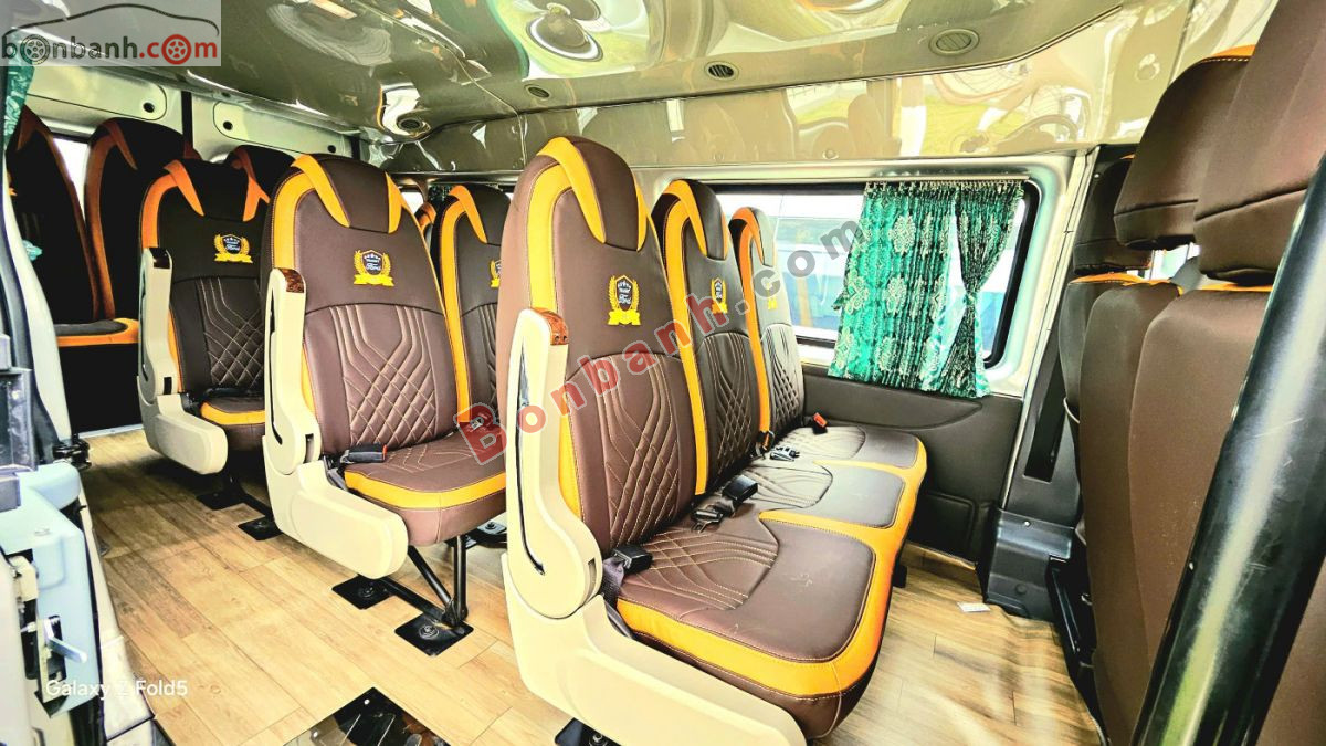 Bán ô tô Ford Transit Tiêu chuẩn - 2023 - xe cũ