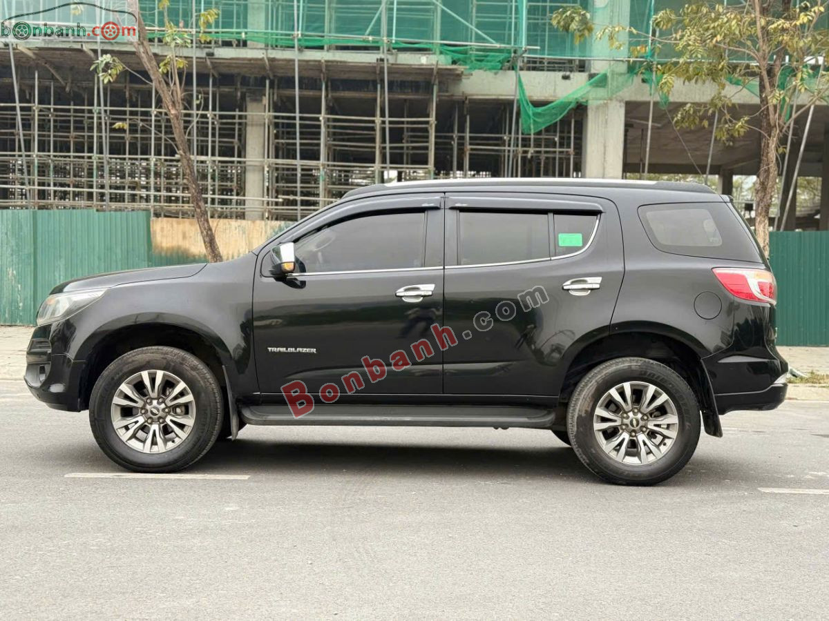 Bán ô tô Chevrolet Trailblazer LTZ 2.5L VGT 4x4 AT - 2018 - xe cũ
