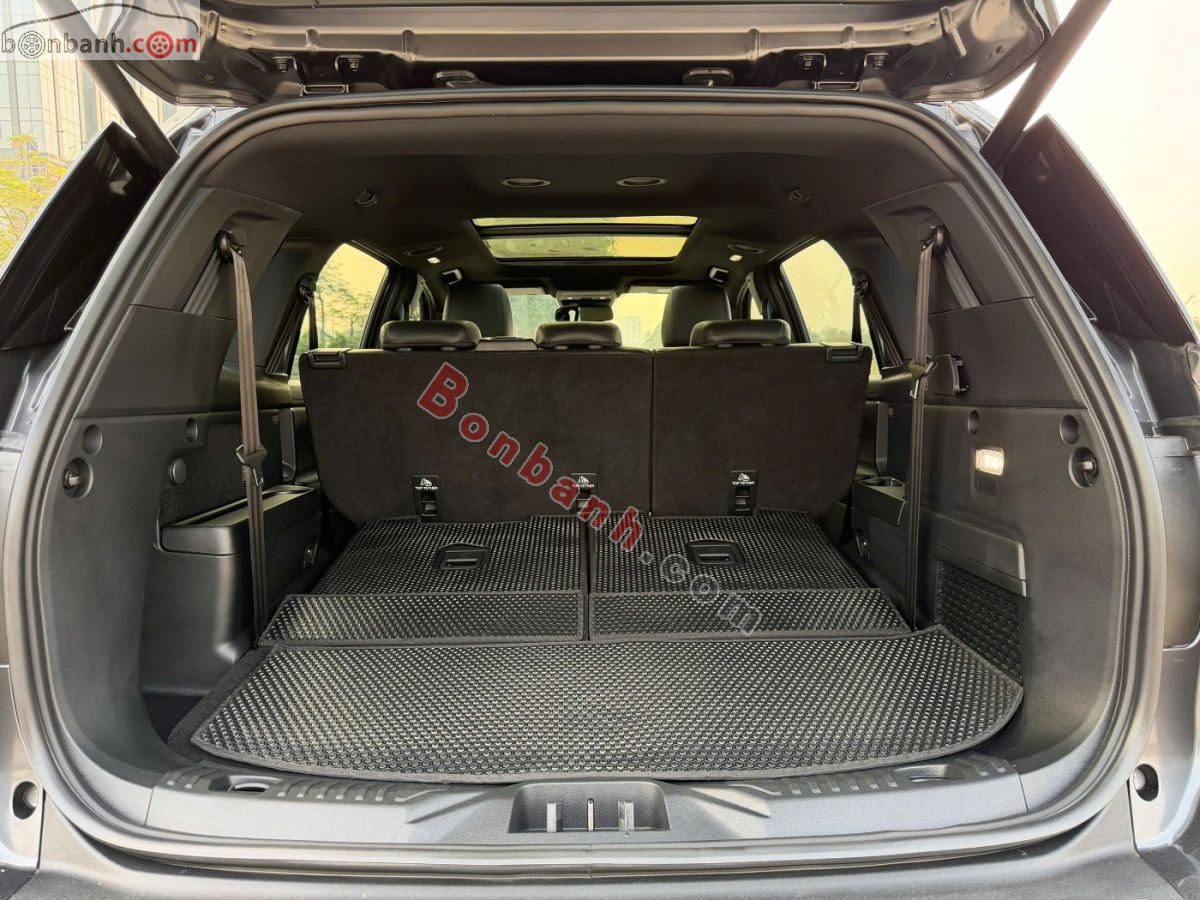 Bán ô tô Ford Everest Titanium 2.0L 4x2 AT - 2024 - xe cũ