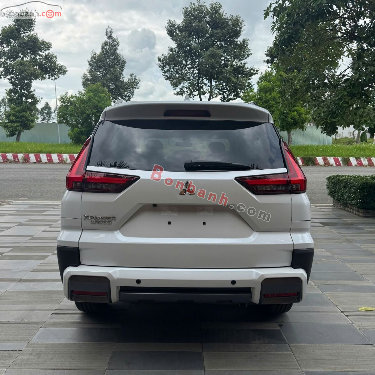 Bán ô tô Mitsubishi Xpander Cross 1.5 AT - 2026 - xe mới