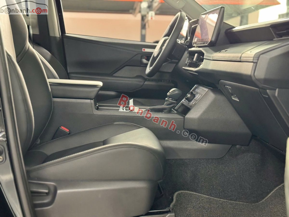 Bán ô tô Toyota Hilux Trailhunter 2.8L 4x4 AT - 2026 - xe mới