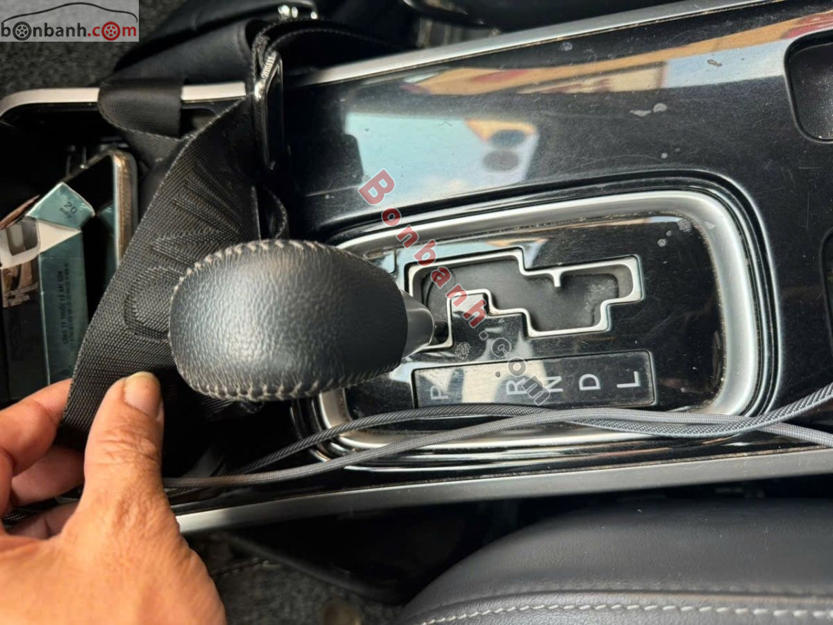 Bán ô tô Mitsubishi Outlander Premium 2.0 CVT - 2021 - xe cũ