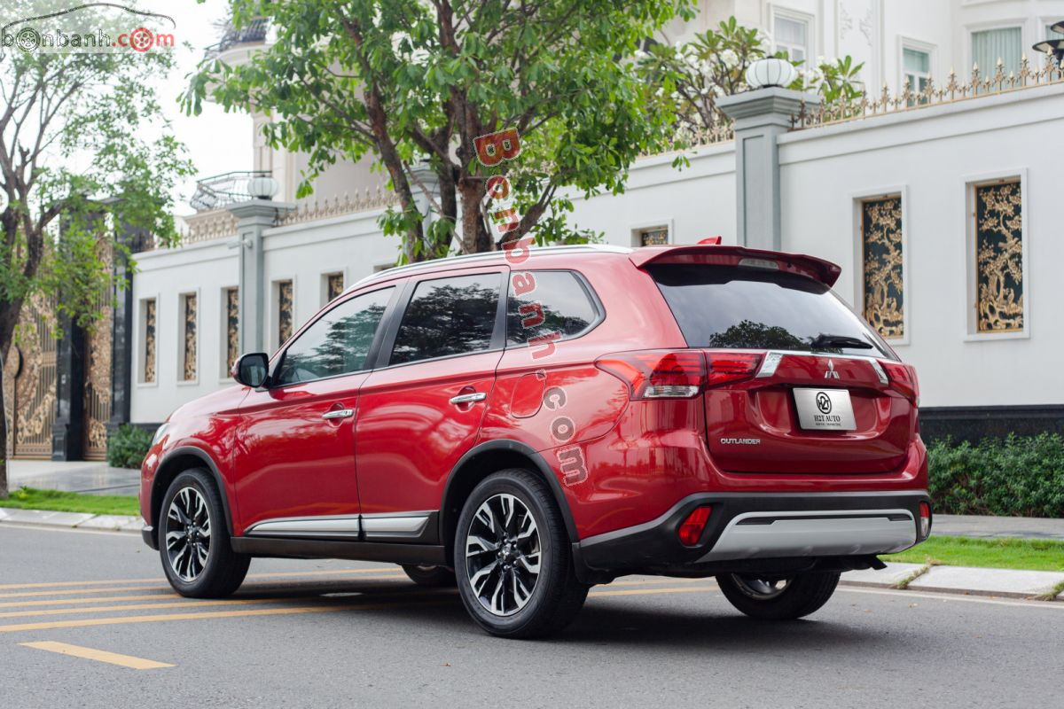 Bán ô tô Mitsubishi Outlander 2.0 CVT - 2021 - xe cũ