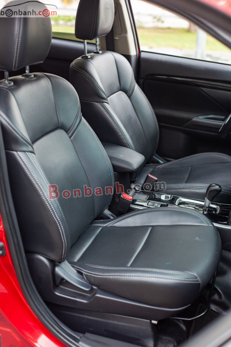 Bán ô tô Mitsubishi Outlander 2.0 CVT - 2021 - xe cũ