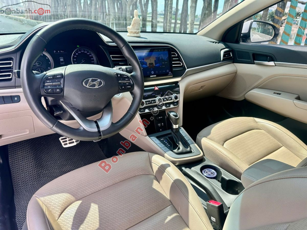 Bán ô tô Hyundai Elantra 2.0 AT - 2021 - xe cũ