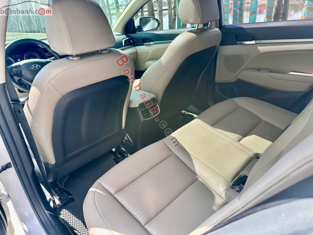 Bán ô tô Hyundai Elantra 2.0 AT - 2021 - xe cũ