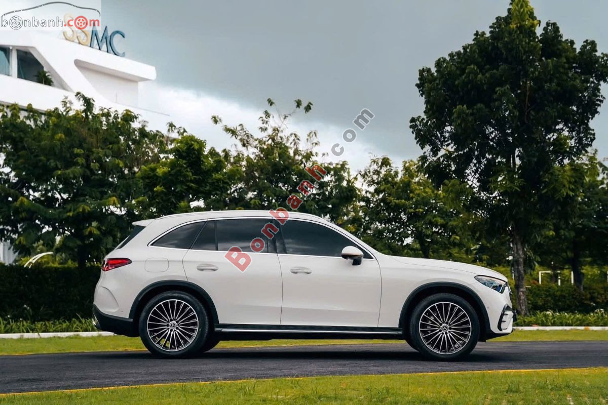 Bán ô tô Mercedes Benz GLC 300 4Matic - 2023 - xe cũ