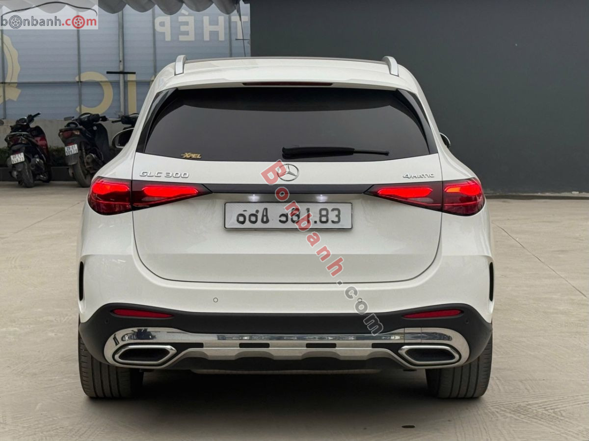 Bán ô tô Mercedes Benz GLC 300 4Matic - 2023 - xe cũ
