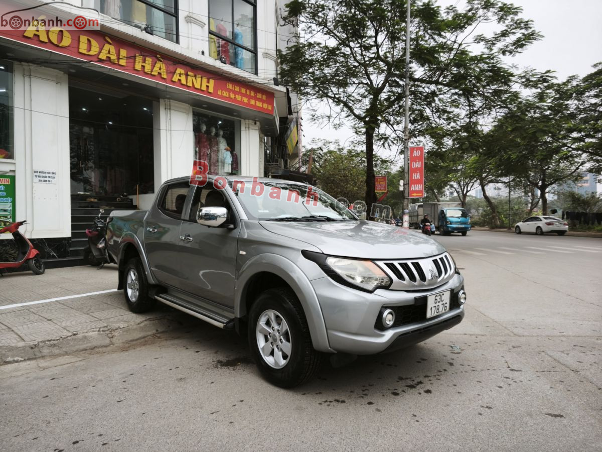 Bán ô tô Mitsubishi Triton 4x2 AT - 2018 - xe cũ