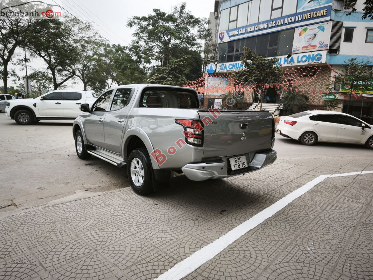 Bán ô tô Mitsubishi Triton 4x2 AT - 2018 - xe cũ