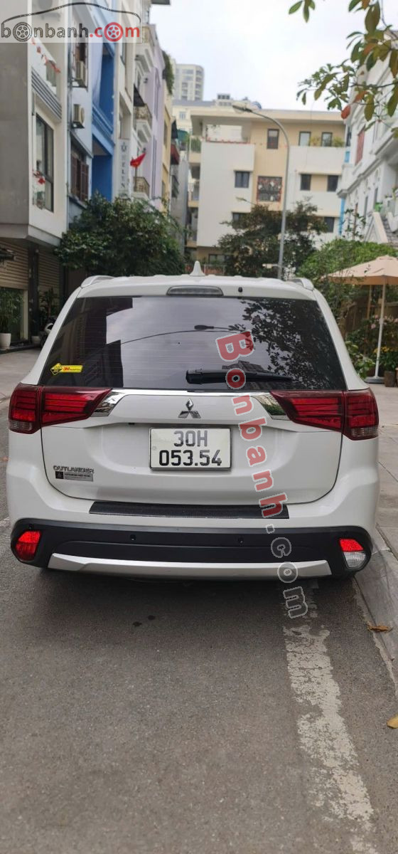 Bán ô tô Mitsubishi Outlander 2.0 CVT - 2019 - xe cũ