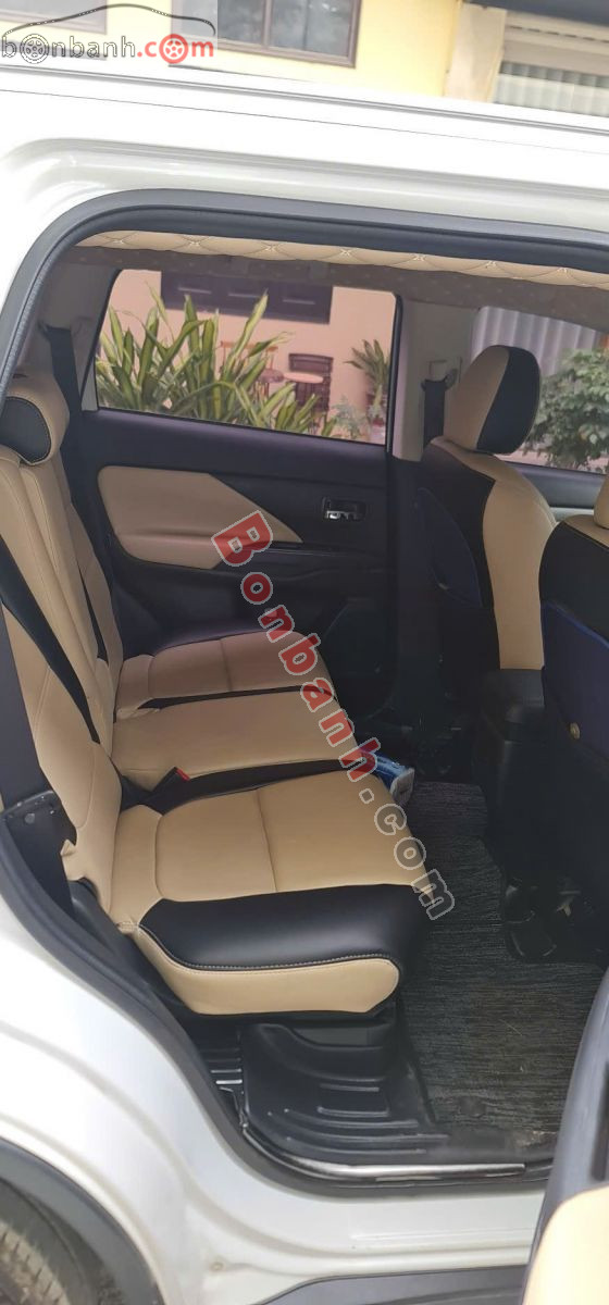 Bán ô tô Mitsubishi Outlander 2.0 CVT - 2019 - xe cũ