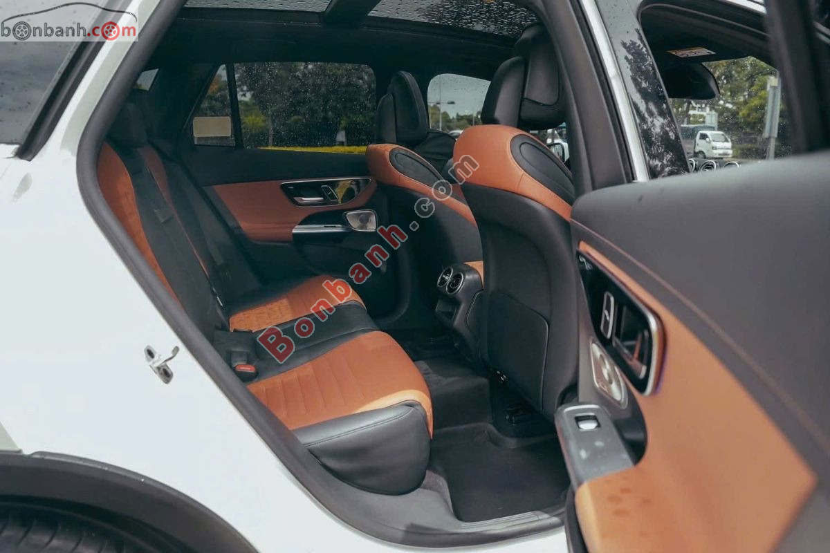 Bán ô tô Mercedes Benz GLC 300 4Matic - 2023 - xe cũ