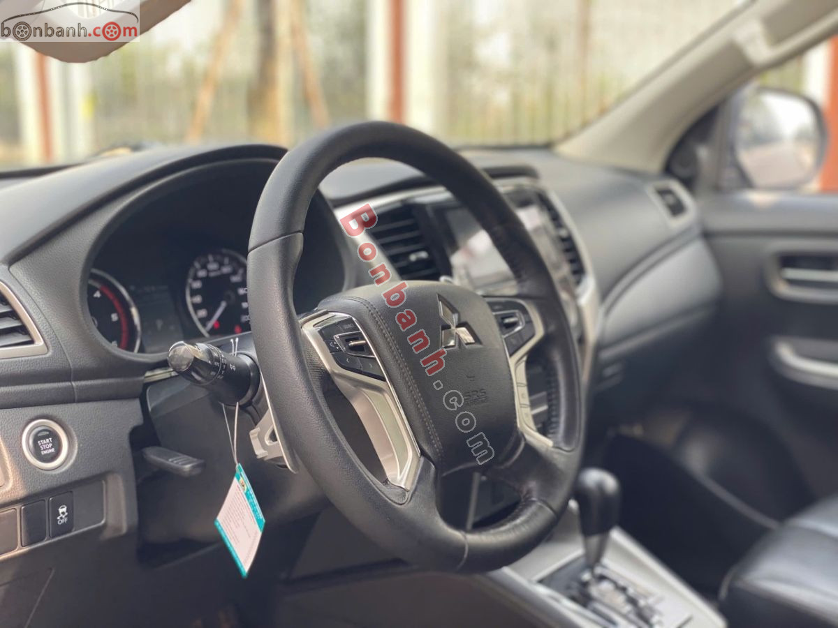 Bán ô tô Mitsubishi Triton 4x2 AT Mivec Premium - 2019 - xe cũ