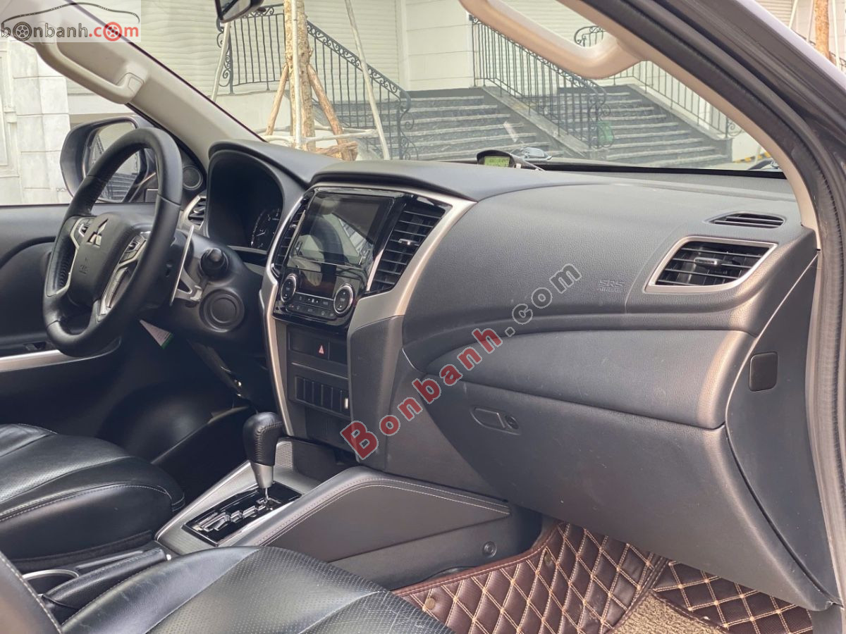 Bán ô tô Mitsubishi Triton 4x2 AT Mivec Premium - 2019 - xe cũ