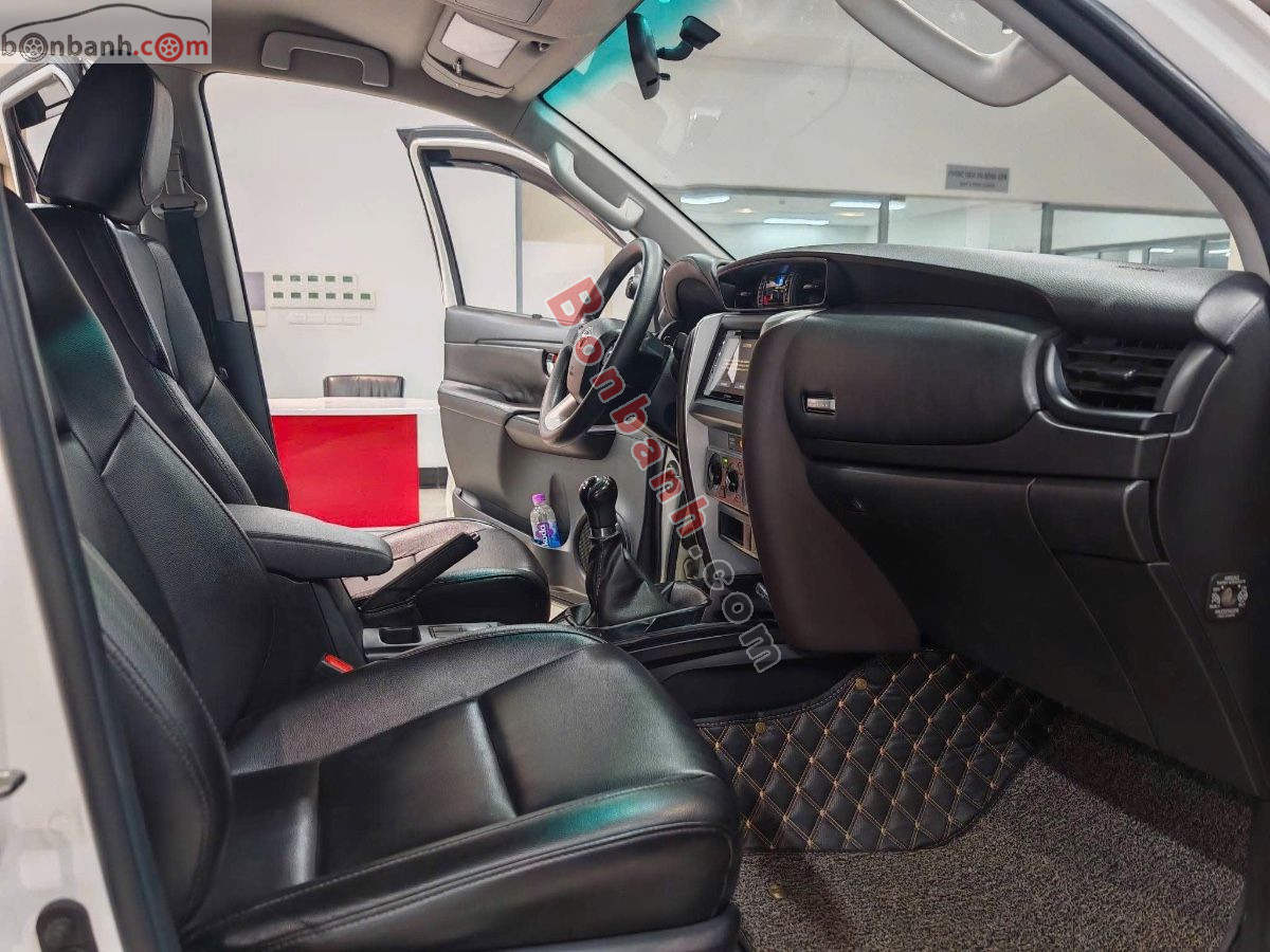 Bán ô tô Toyota Fortuner 2.4G 4x2 MT - 2019 - xe cũ