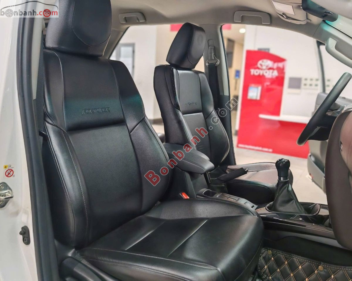 Bán ô tô Toyota Fortuner 2.4G 4x2 MT - 2019 - xe cũ