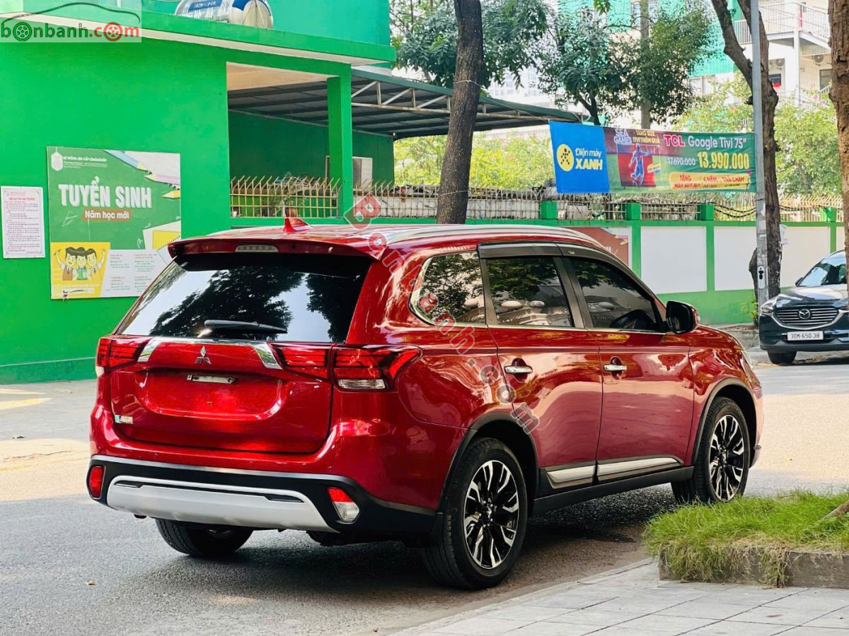 Bán ô tô Mitsubishi Outlander 2.0 CVT - 2022 - xe cũ