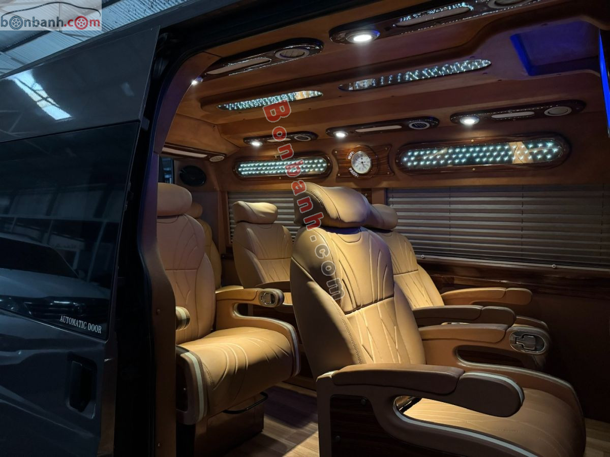 Bán ô tô Ford Transit Limousine - 2017 - xe cũ