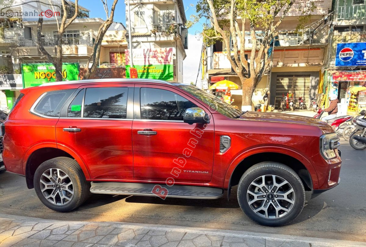 Bán ô tô Ford Everest Titanium Plus 2.0L 4x4 AT - 2022 - xe cũ