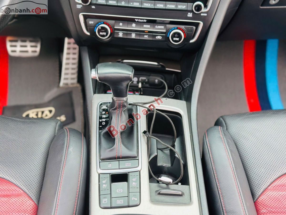 Bán ô tô Kia Optima 2.4 GAT Premium - 2019 - xe cũ