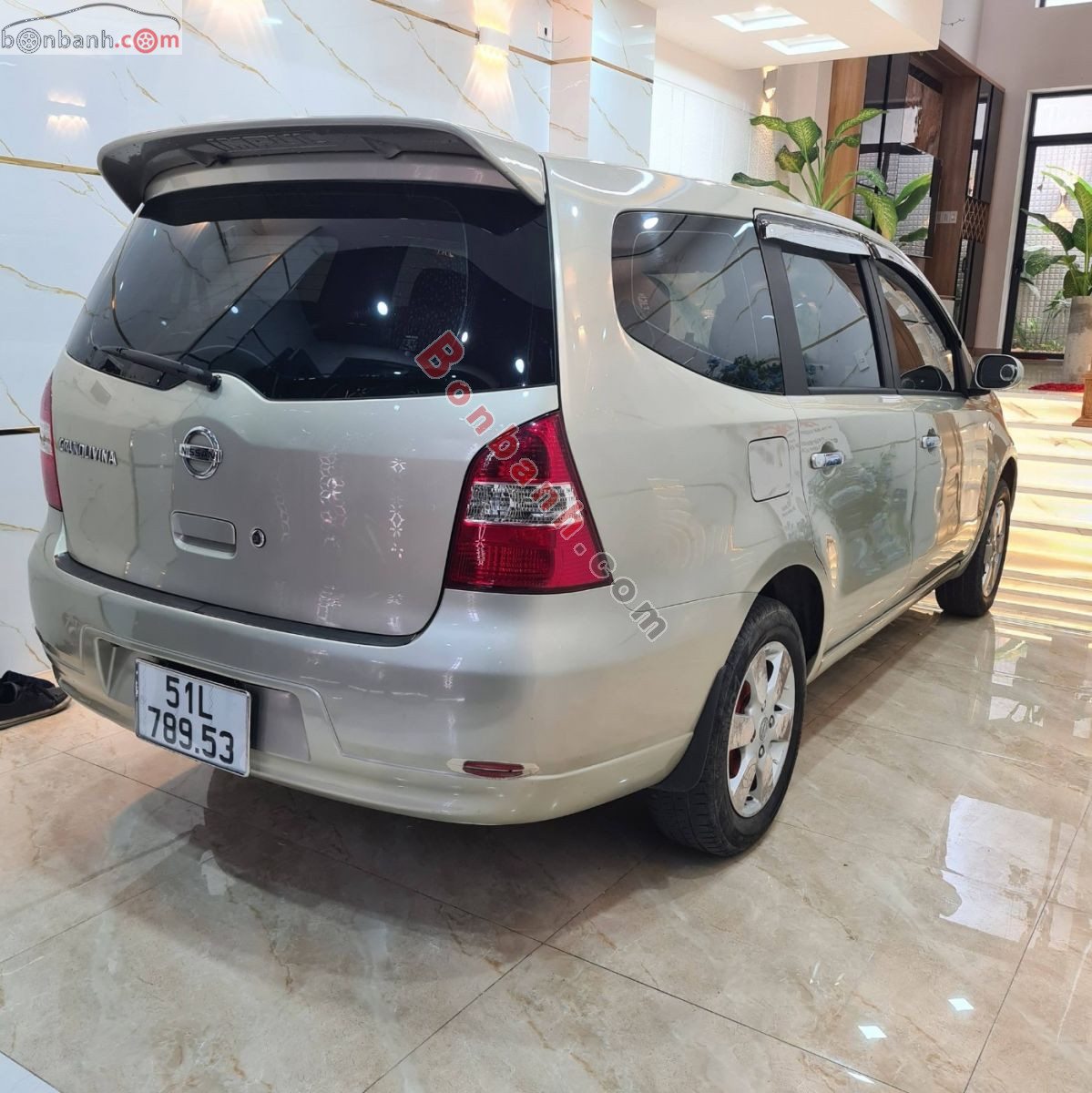 Bán ô tô Nissan Grand livina 1.8 MT - 2011 - xe cũ