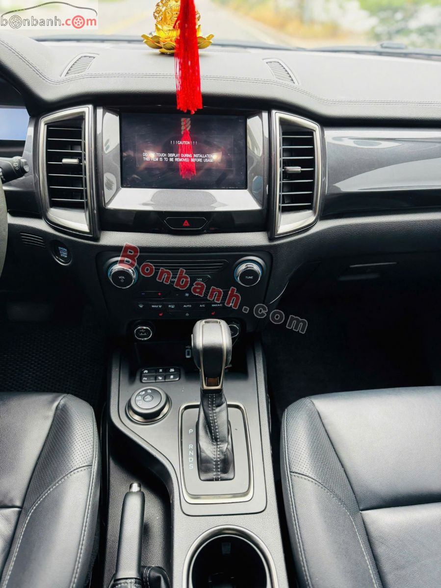 Bán ô tô Ford Everest Titanium 2.0L 4x4 AT - 2022 - xe cũ