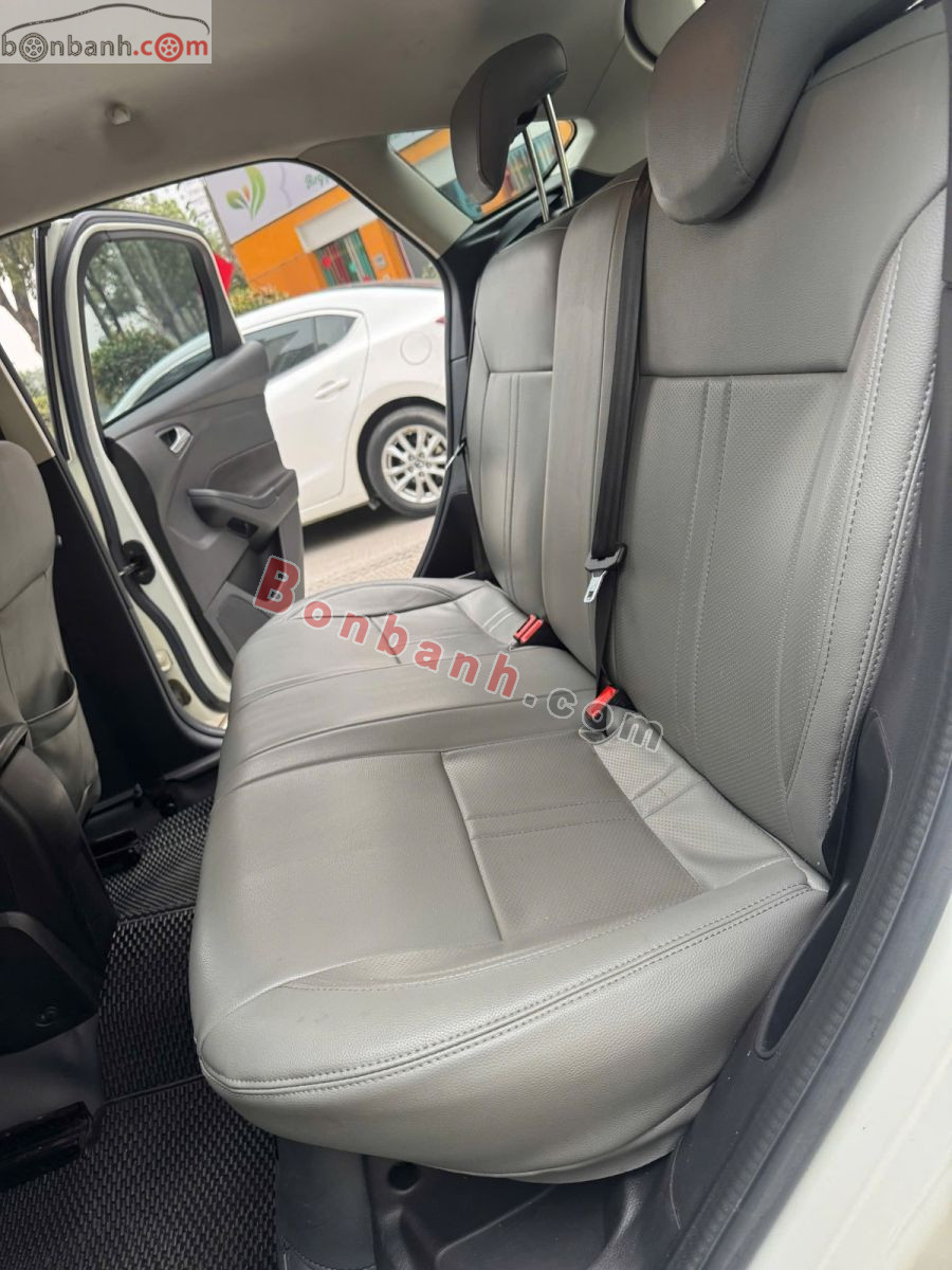 Bán ô tô Ford Focus Trend 1.6 AT - 2015 - xe cũ