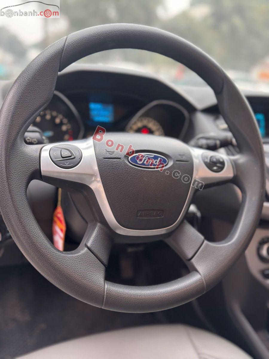 Bán ô tô Ford Focus Trend 1.6 AT - 2015 - xe cũ
