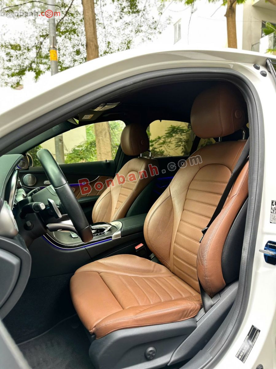 Bán ô tô Mercedes Benz C class C300 AMG - 2019 - xe cũ