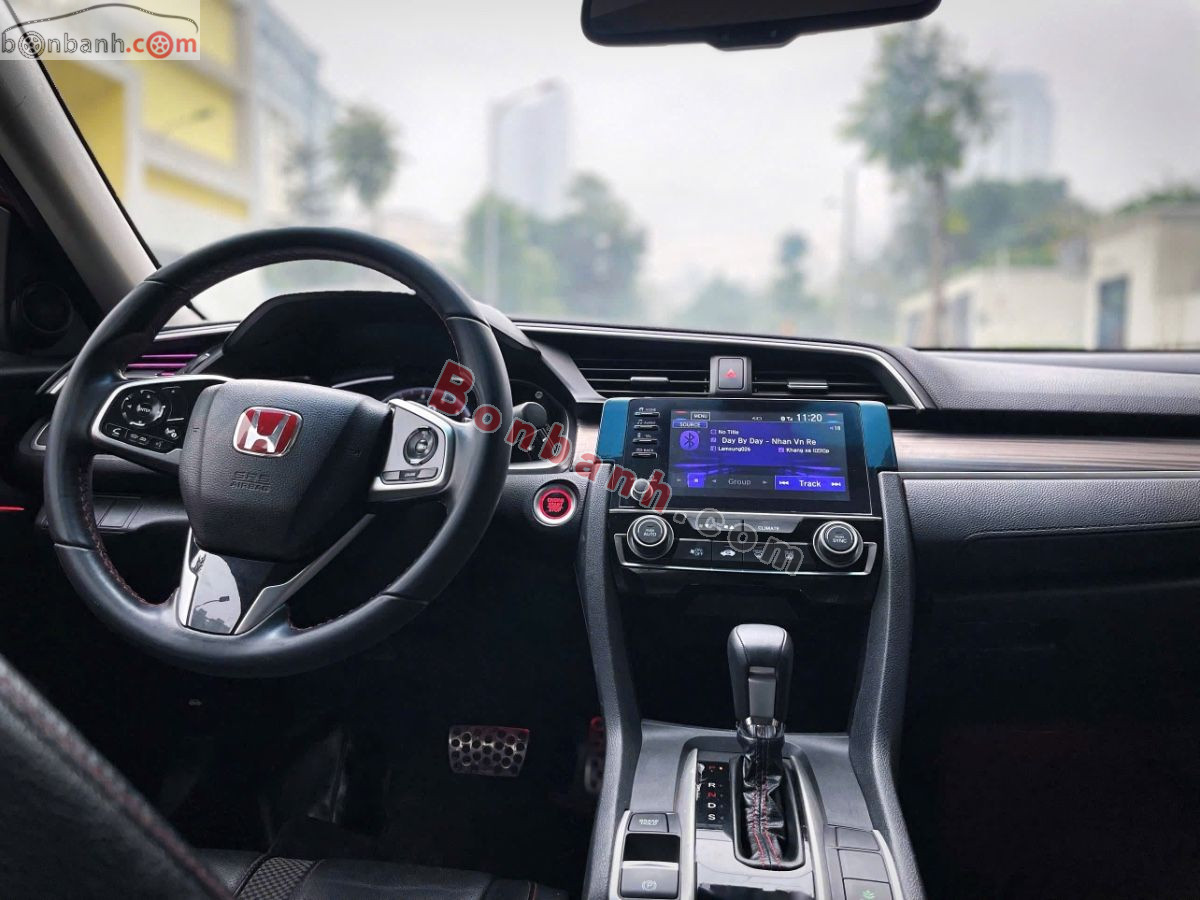 Bán ô tô Honda Civic RS 1.5 AT - 2020 - xe cũ