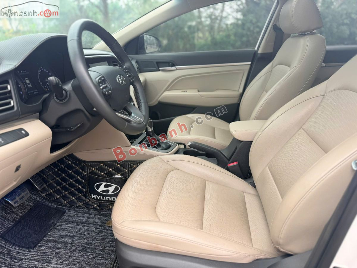 Bán ô tô Hyundai Elantra 2.0 AT - 2022 - xe cũ