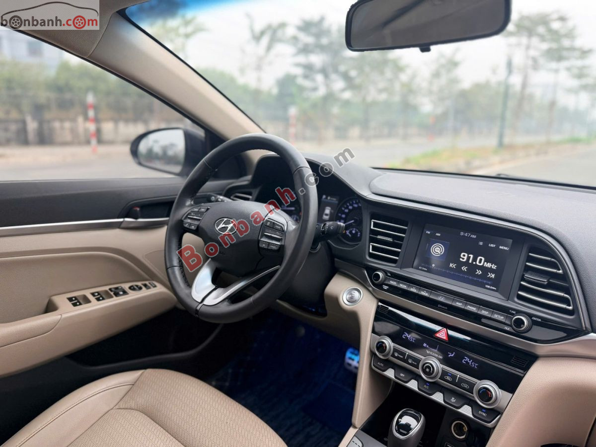 Bán ô tô Hyundai Elantra 2.0 AT - 2022 - xe cũ