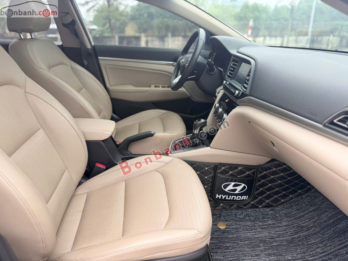 Bán ô tô Hyundai Elantra 2.0 AT - 2022 - xe cũ